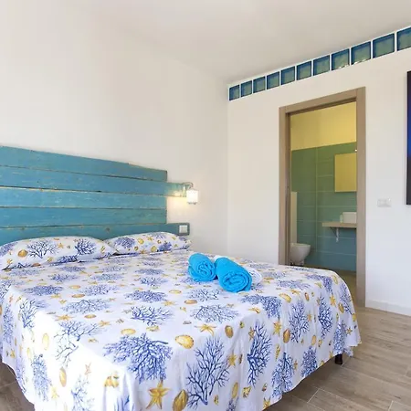 Apartment Dery Holiday Sea View